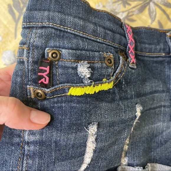 TYR Embroidered Cut Off Denim Shorts - Small - Picture 3 of 8